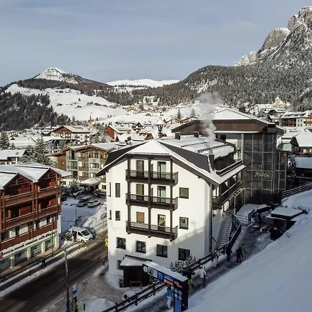 Stella - My Dolomites Experience 4*